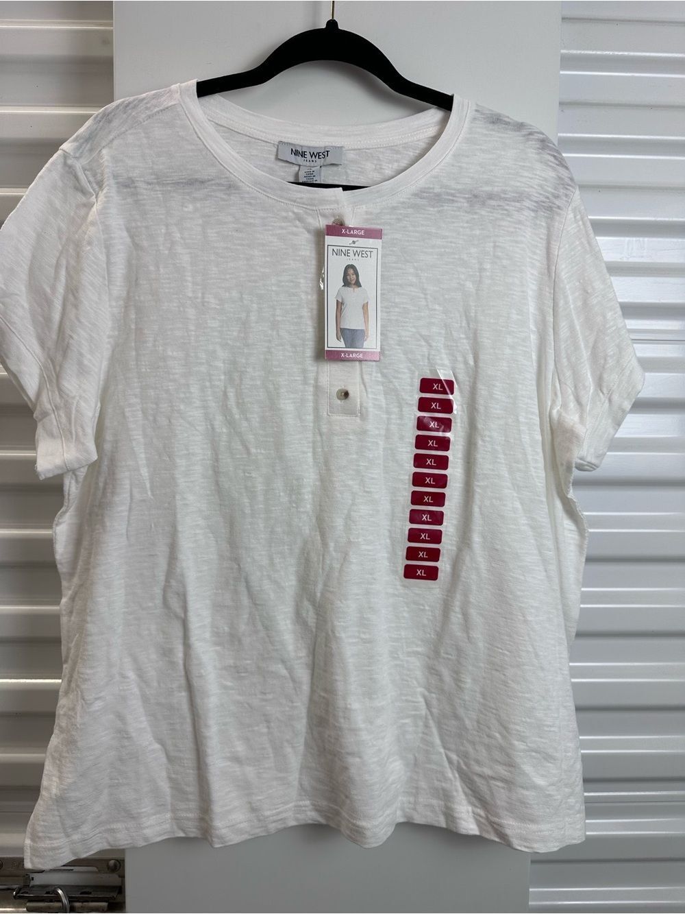 Nine West White Short Sleeve Henley Top